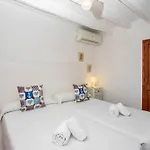 Holiday home Between Old Town And Port By Renthousing Pollenca