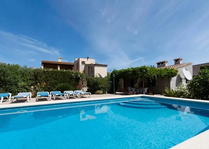 Dom wakacyjny Between Old Town And Port By Renthousing