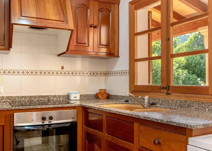 Between Old Town And Port By Renthousing Dom wakacyjny Pollensa